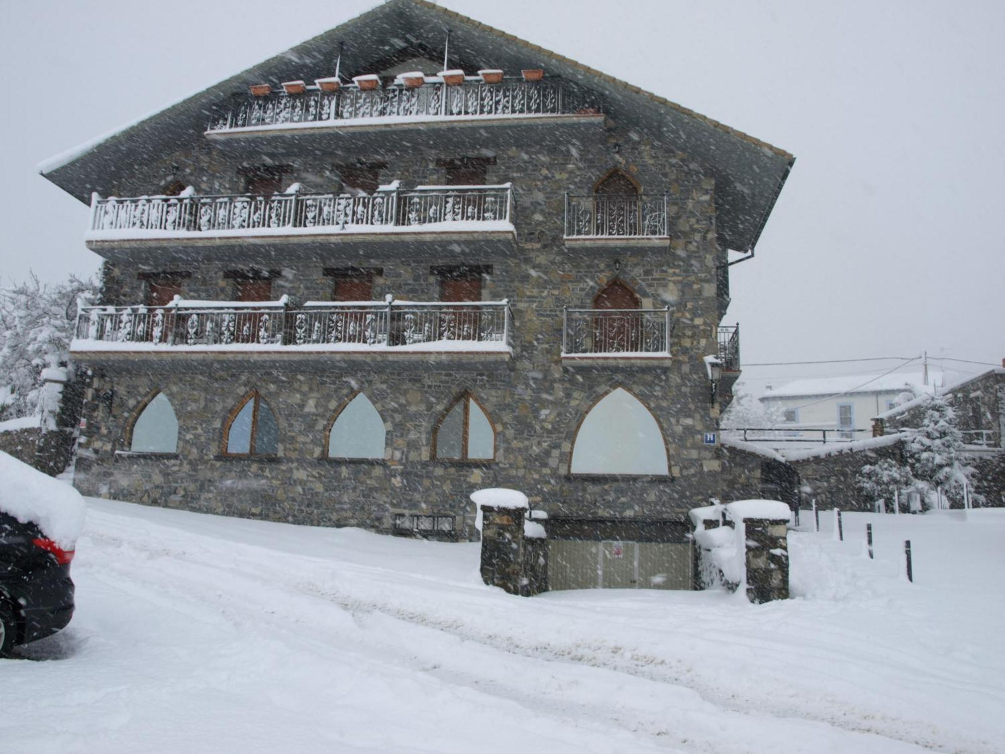 El Churron Larrés Esterno foto